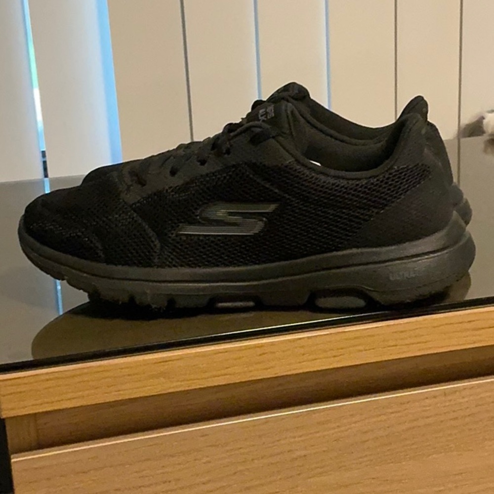 Sketchers Go Walk Classic